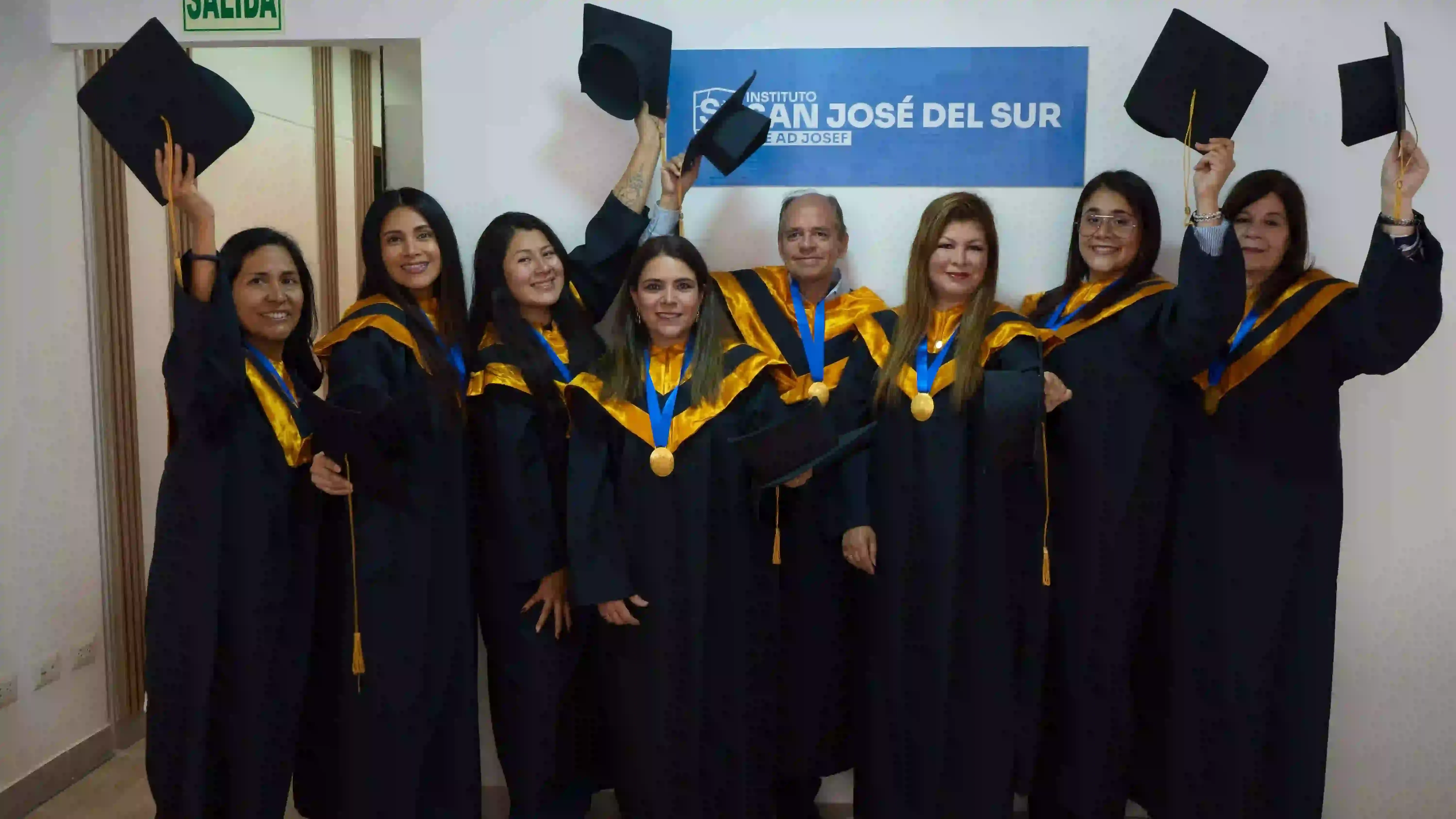 Egresados certificados del curso inmobiliario Lima, Perú